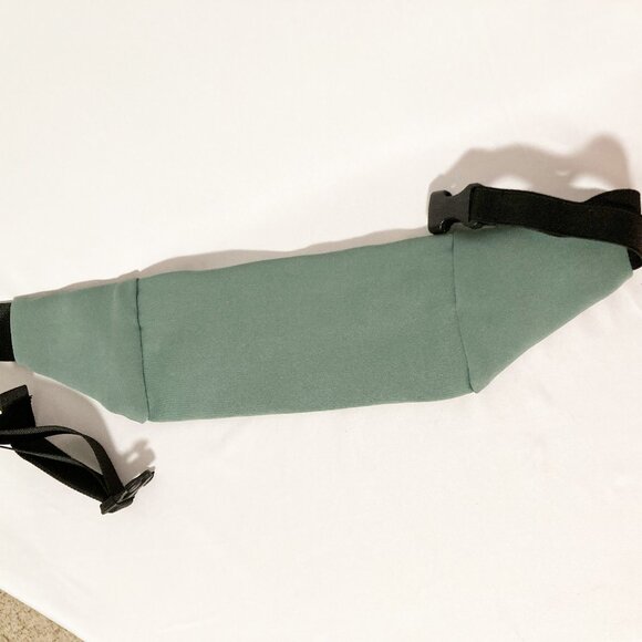 Free People Movement Runner Sling NWOT - Picture 7 of 10